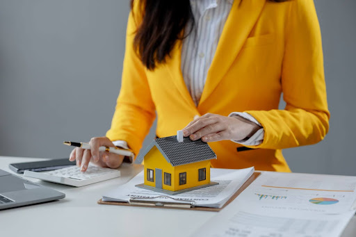 Estimating the Expenses Involved in Home Purchase